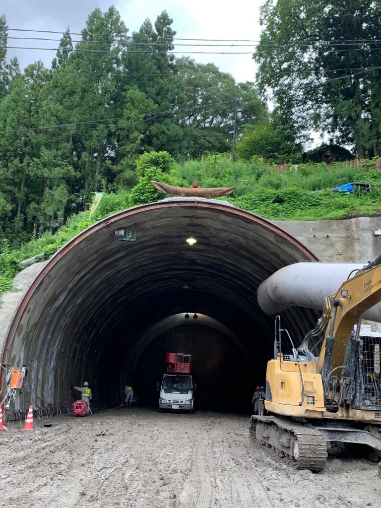 【施工済】雨中2号トンネル工事